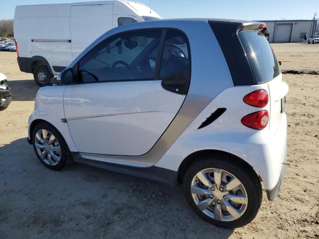 Image 2 of 2013 SMART FORTWO PURE 2013 with VIN WMEEJ3BA4DK659057