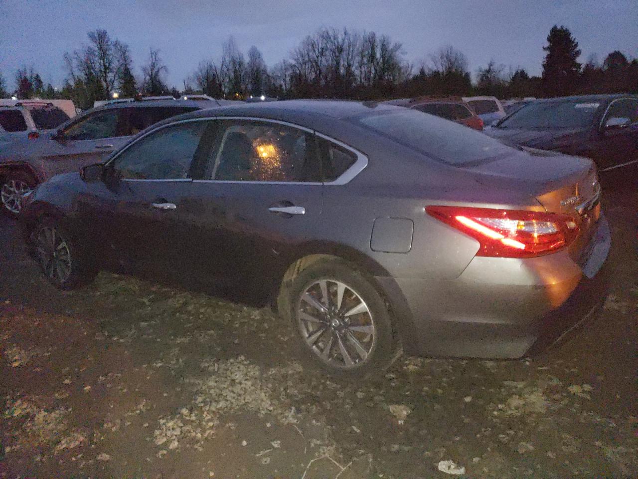 Image 2 of 2017 NISSAN ALTIMA 2.5 2017 with VIN 1N4AL3AP4HC231265