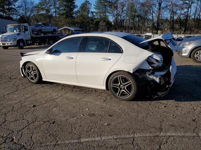 Image 2 of 2019 MERCEDES-BENZ A 220 2019 with VIN WDD3G4EB7KW005440