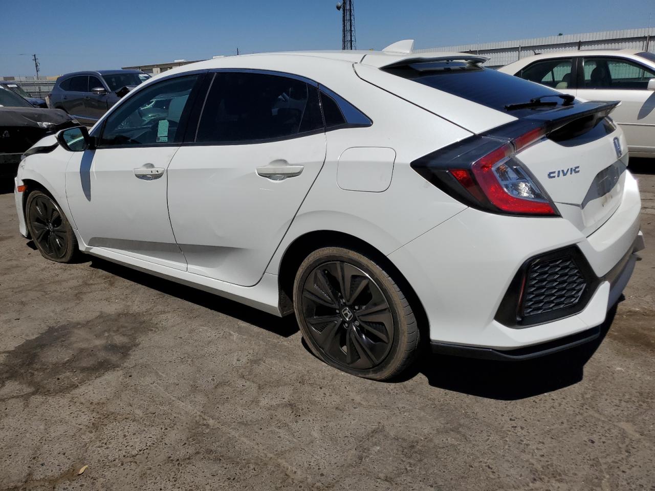 Image 2 of 2018 HONDA CIVIC EX 2018 with VIN SHHFK7H53JU429289