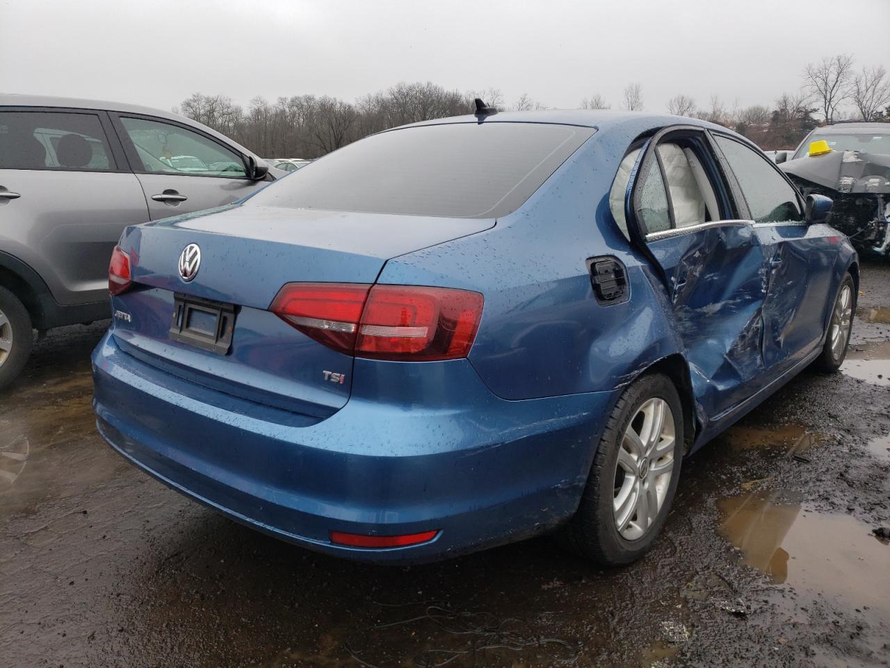 Image 3 of 2017 VOLKSWAGEN JETTA S 2017 with VIN 3VW2B7AJ6HM367722