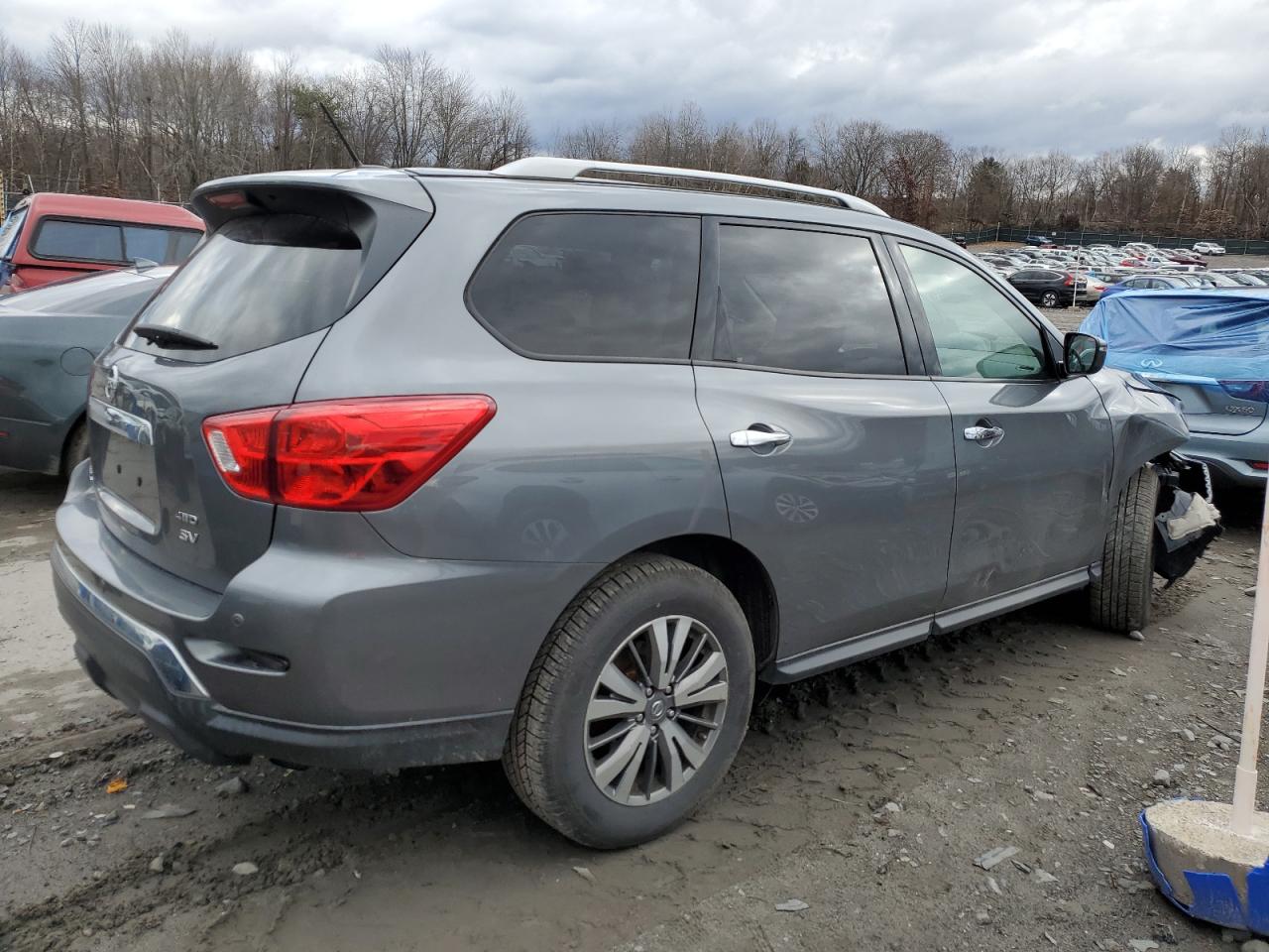 Изображение 3 2018 NISSAN PATHFINDER S 2018 с VIN 5N1DR2MM3JC637184