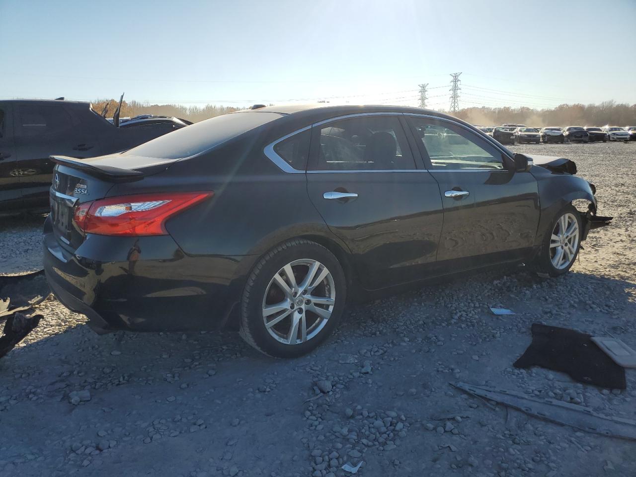 Image 3 of 2017 NISSAN ALTIMA 3.5SL 2017 with VIN 1N4BL3AP3HC228099