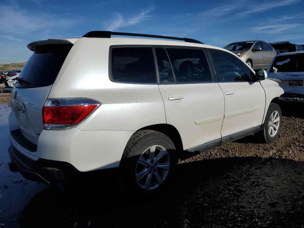Obraz 3 z 2013 TOYOTA HIGHLANDER BASE 2013 z VIN 5TDBK3EHXDS207565