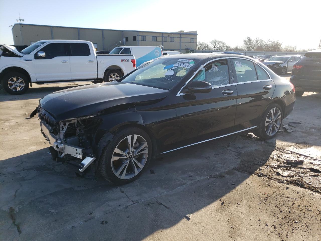 Image 1 of 2018 MERCEDES-BENZ C 300 2018 with VIN 55SWF4JB3JU275993