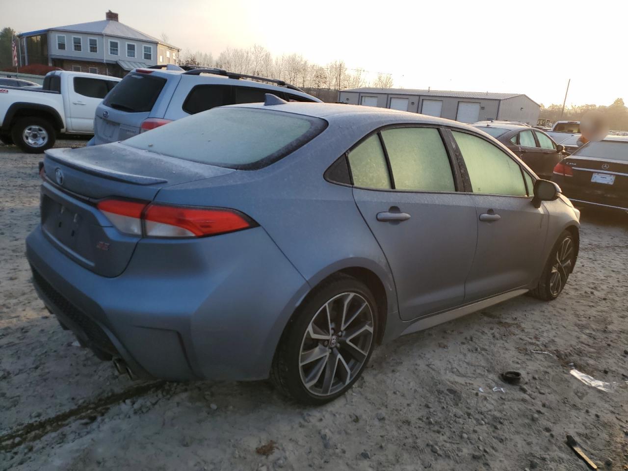 Image 3 of 2020 TOYOTA COROLLA SE 2020 with VIN JTDP4RCE5LJ008057