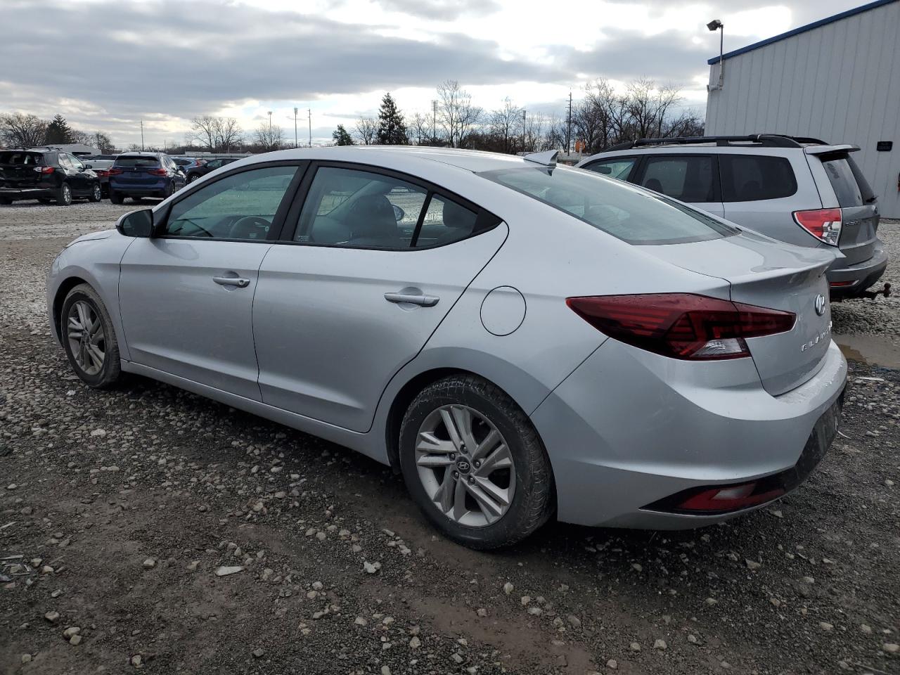 Image 2 of 2019 HYUNDAI ELANTRA SEL 2019 with VIN 5NPD84LF4KH413658