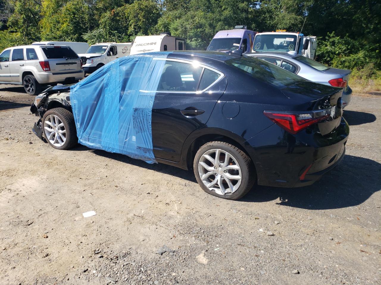 Image 2 of Acura Ilx 2019 with VIN 19UDE2F35KA004690
