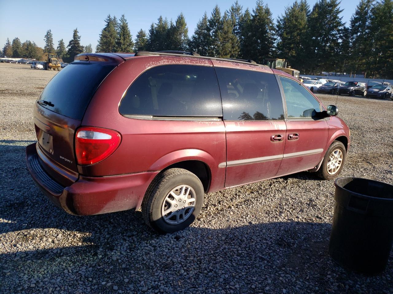 Obraz 3 z 2002 DODGE GRAND CARAVAN SPORT 2002 z VIN 2B4GP44372R733142