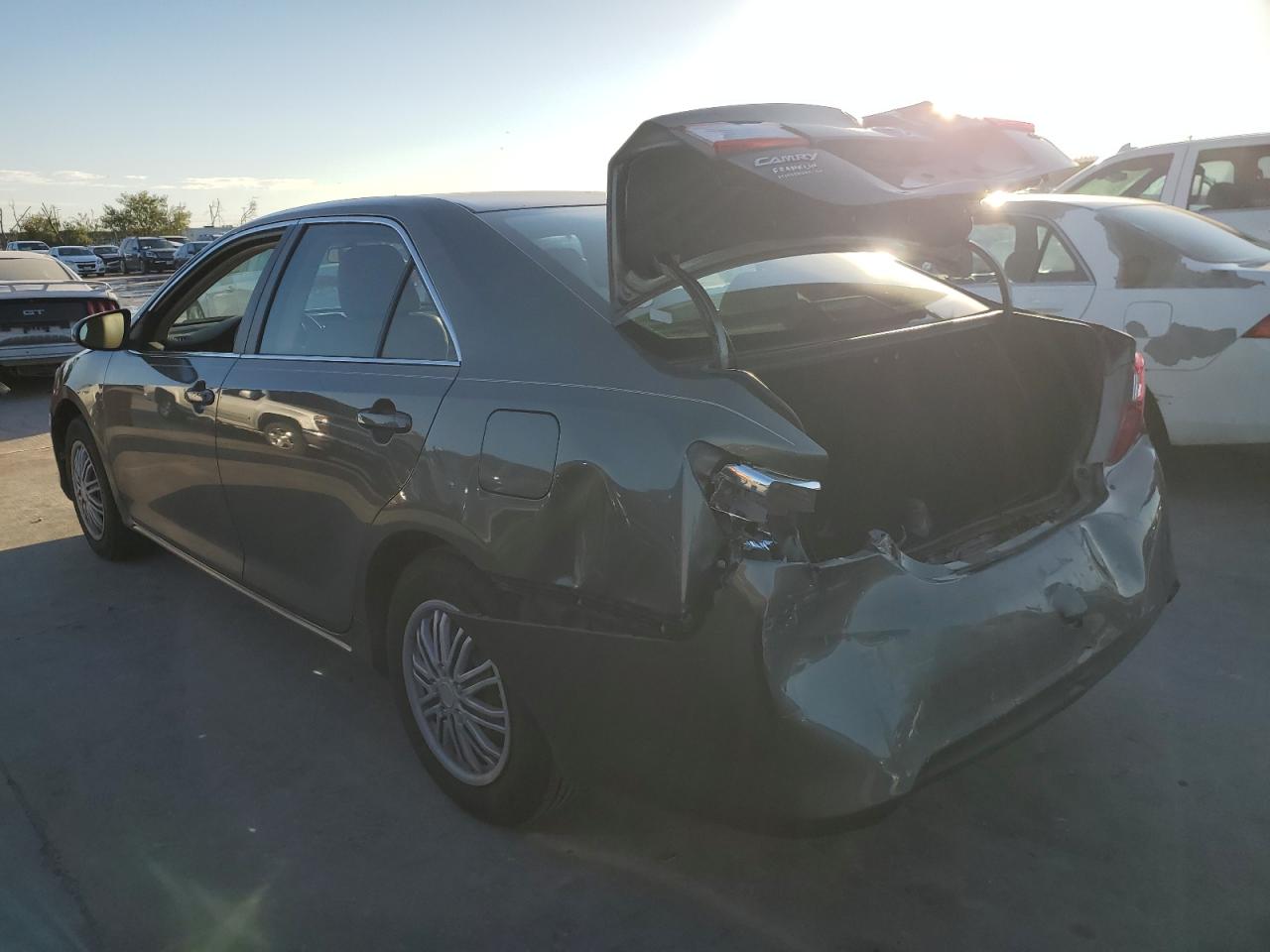 Изображение 2 2012 TOYOTA CAMRY BASE 2012 с VIN 4T1BF1FK9CU526691