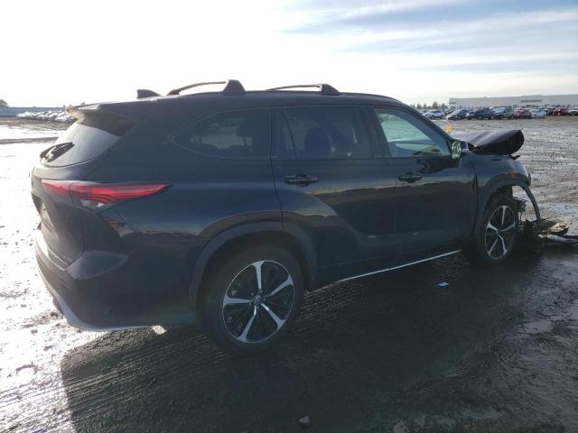 Изображение 3 2022 TOYOTA HIGHLANDER XSE 2022 с VIN 5TDJZRBH1NS250059