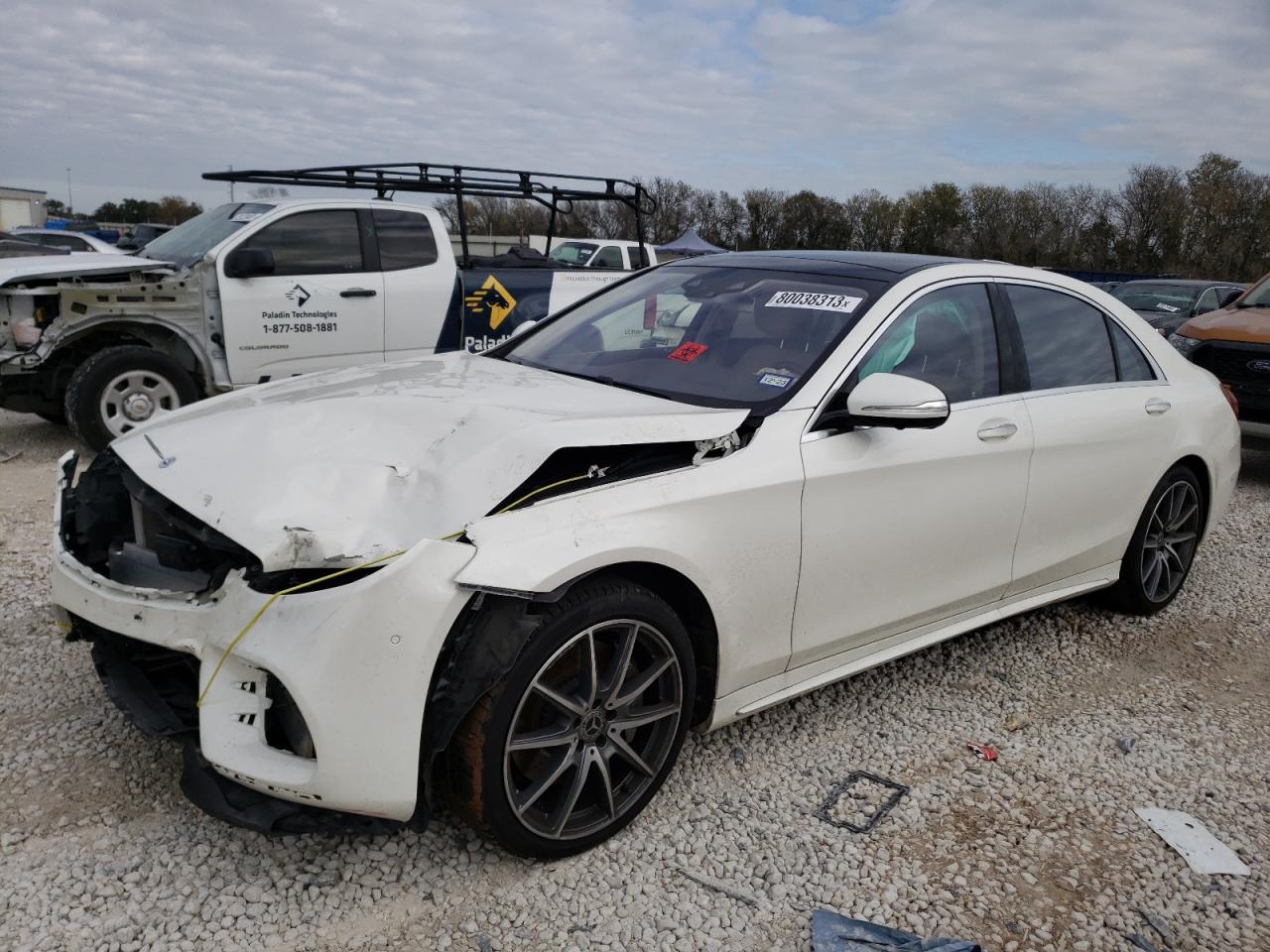 Image 1 of 2019 MERCEDES-BENZ S 560 2019 with VIN WDDUG8DB9KA481053