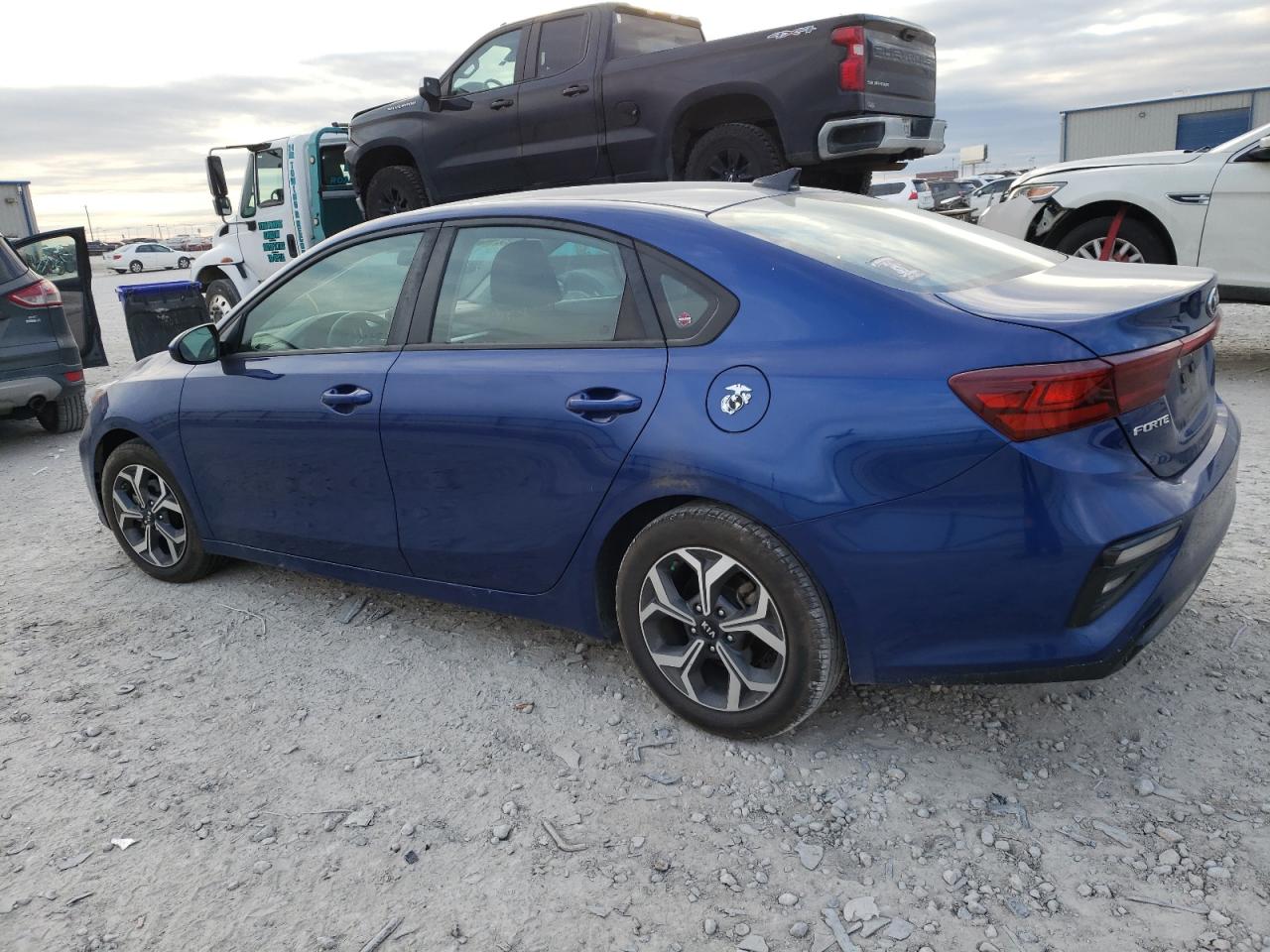 Изображение 2 2019 KIA FORTE FE 2019 с VIN 3KPF24AD7KE132731