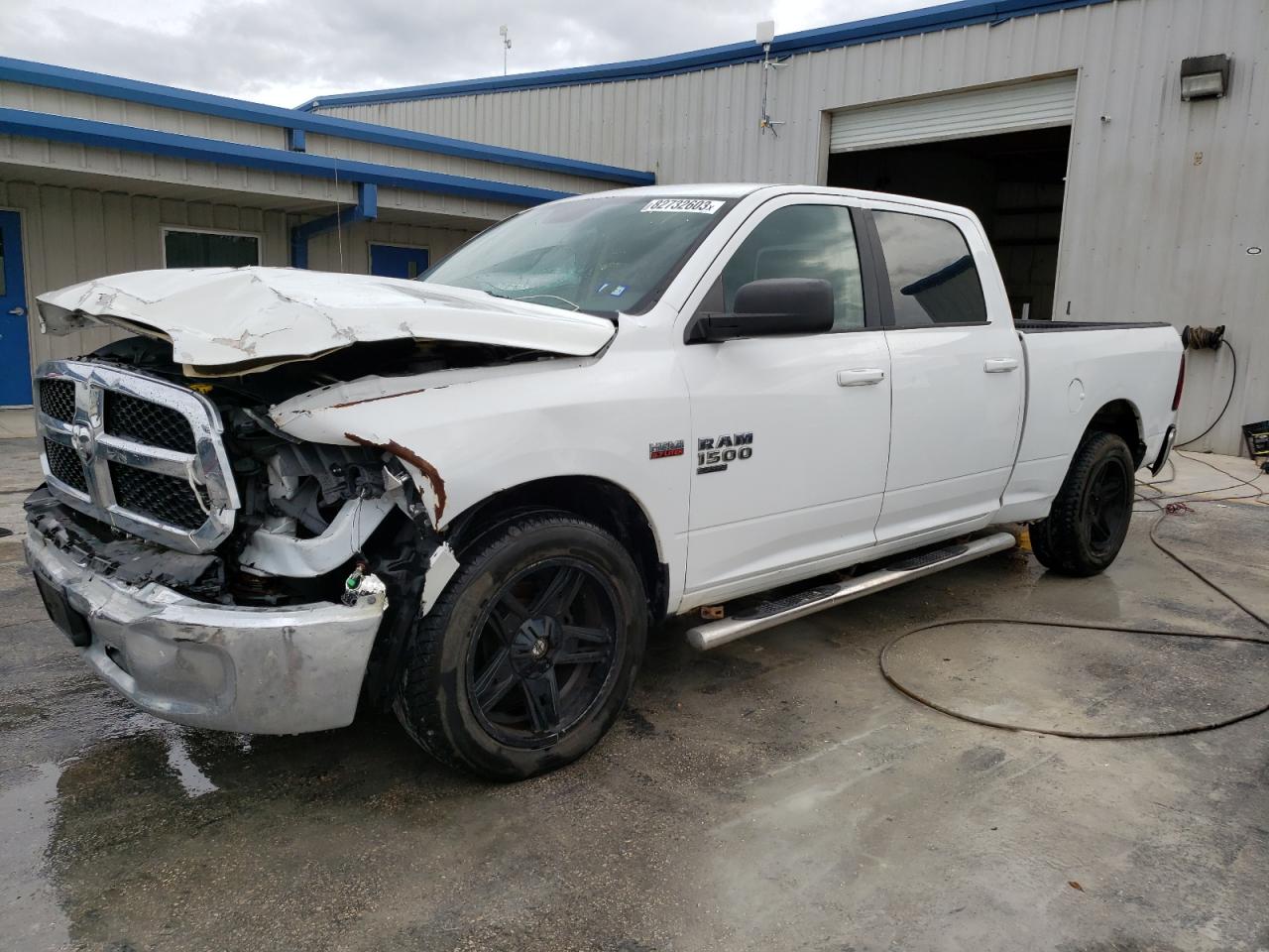 Изображение 1 2019 RAM 1500 CLASSIC SLT 2019 с VIN 1C6RR6TTXKS561505