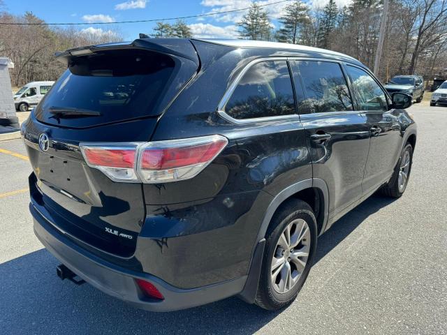 Obraz 3 z 2014 TOYOTA HIGHLANDER XLE 2014 z VIN 5TDJKRFH3ES050301
