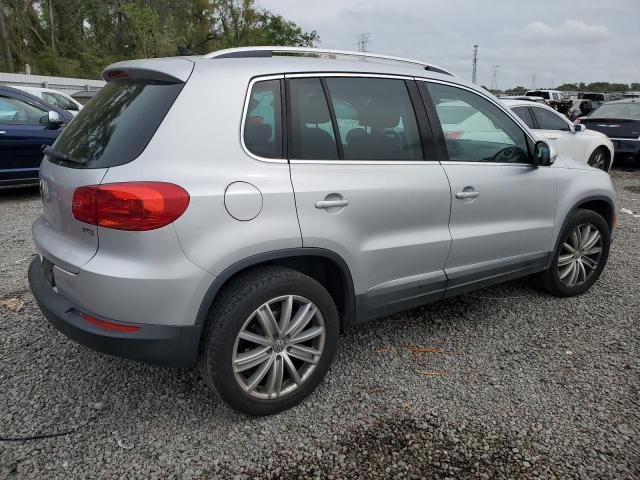 Image 3 of 2016 VOLKSWAGEN TIGUAN S 2016 with VIN WVGAV7AX1GW504571
