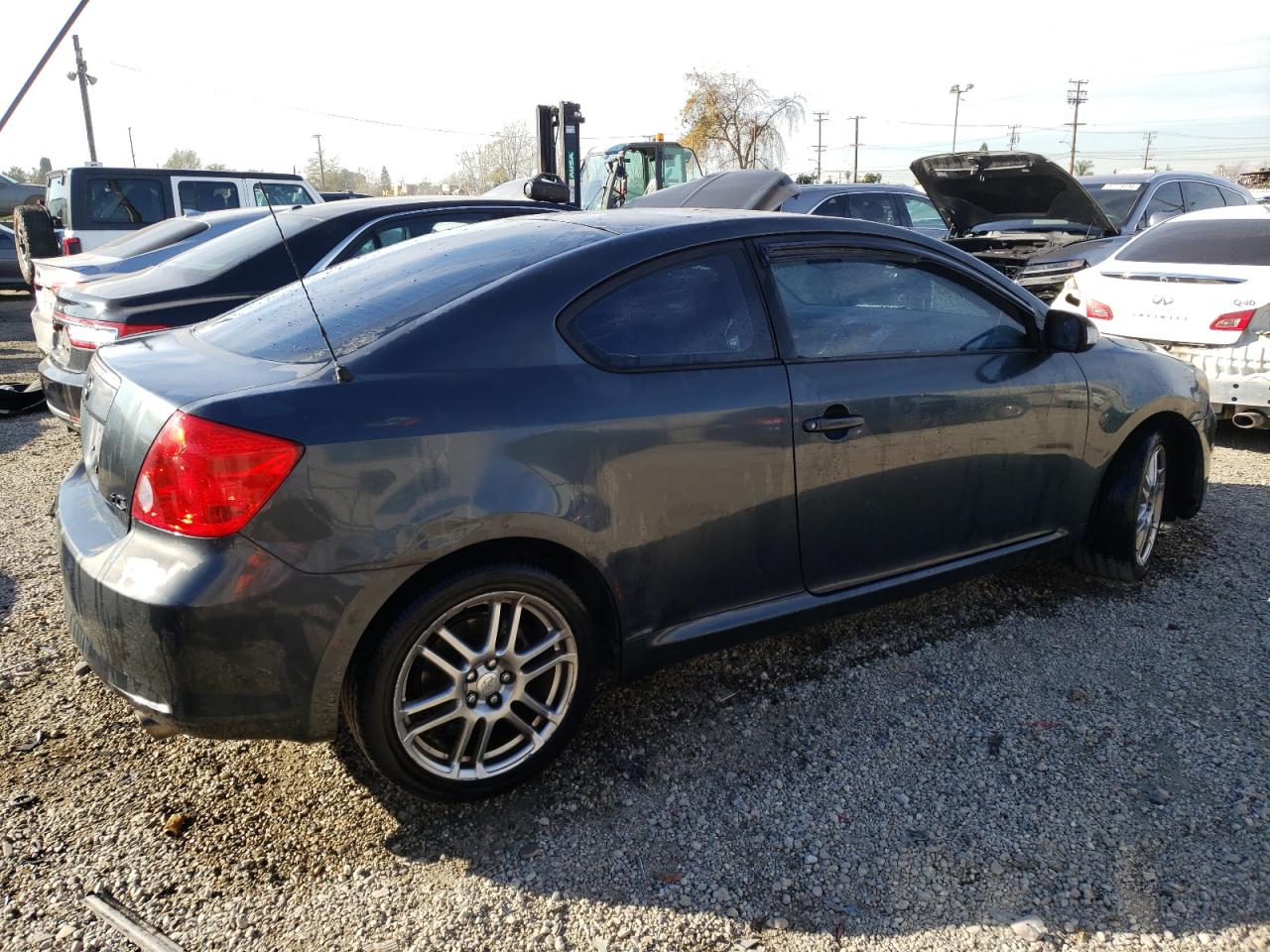 Изображение 3 2006 TOYOTA SCION TC  2006 с VIN JTKDE177X60130719