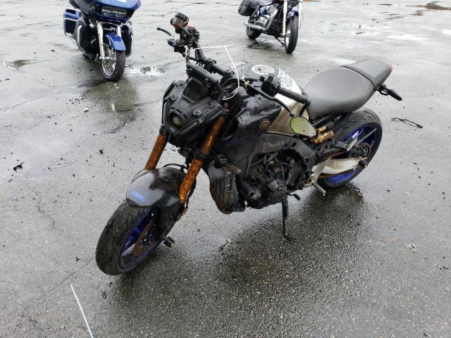 Изображение 2 2023 YAMAHA MT09 D 2023 с VIN JYARN72E2PA001077