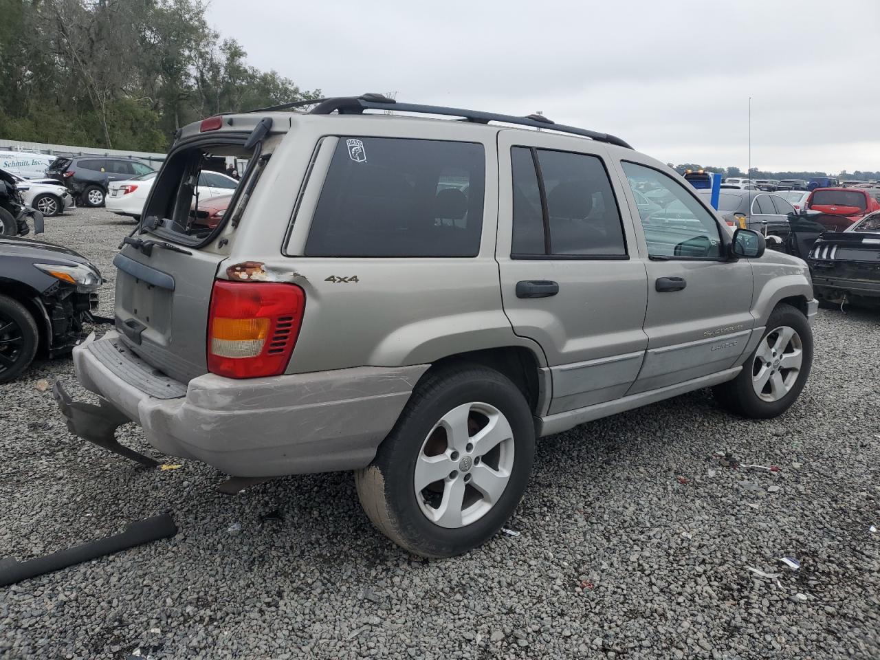 Obraz 3 z 2000 JEEP GRAND CHEROKEE LAREDO 2000 z VIN 1J4GW48S1YC268196