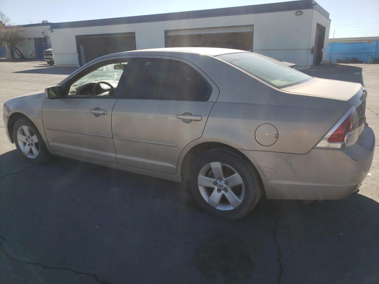 Image 2 of 2006 FORD FUSION SE 2006 with VIN 3FAHP07176R221509