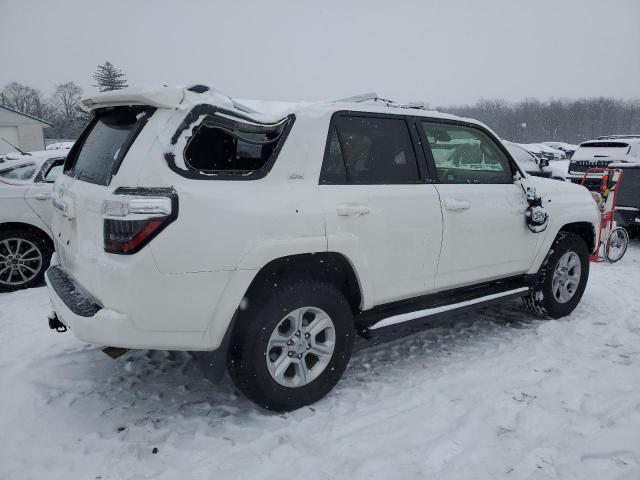 Изображение 3 2022 TOYOTA 4RUNNER SR5/SR5 PREMIUM 2022 с VIN JTENU5JR7N6053167