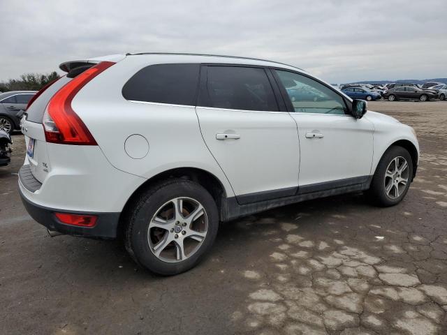 Obraz 3 z 2013 VOLVO XC60 T6 2013 z VIN YV4902DZXD2439516
