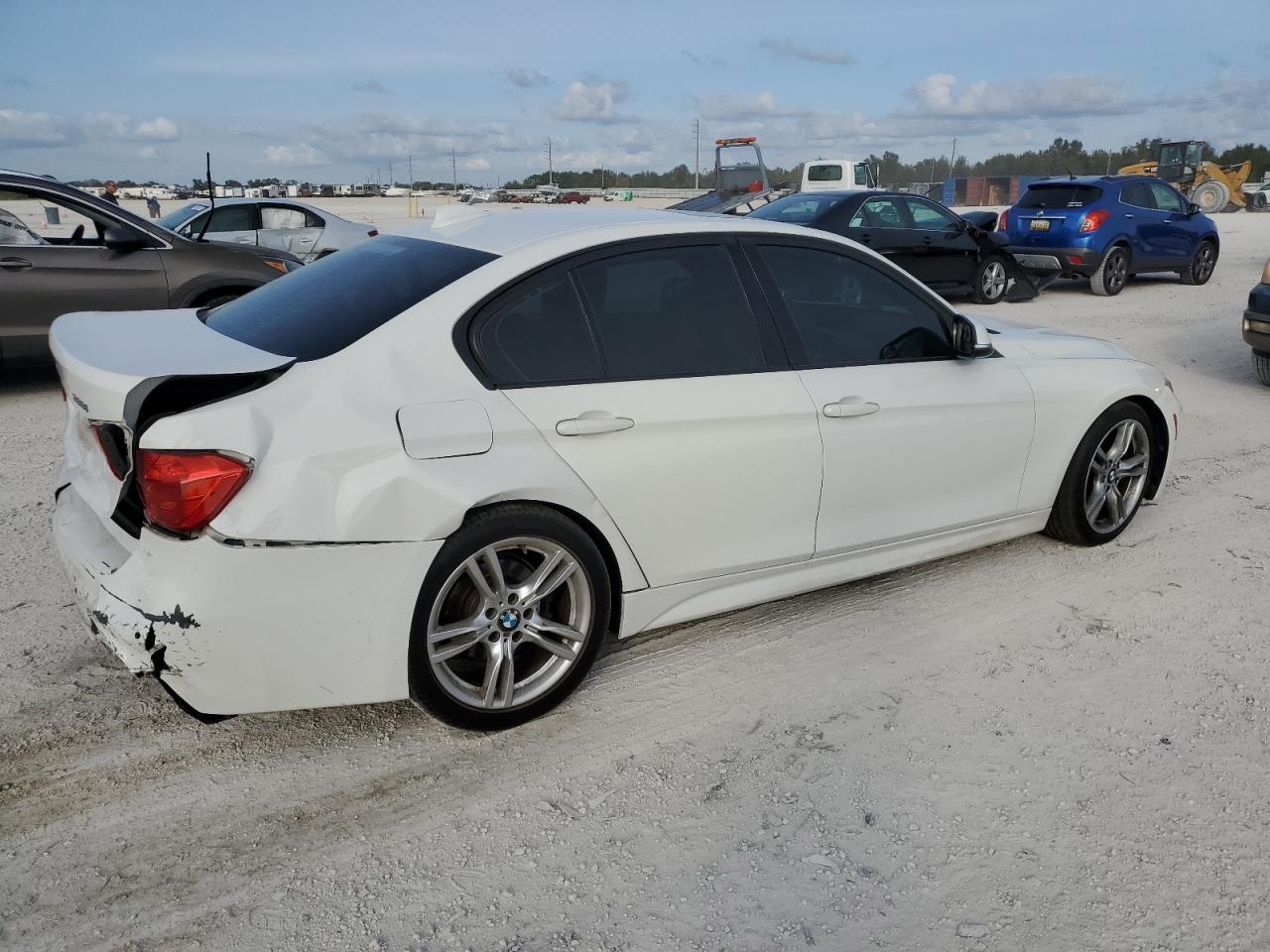Image 3 of 2013 BMW 328 I SULEV 2013 with VIN WBA3C1G57DNR49501