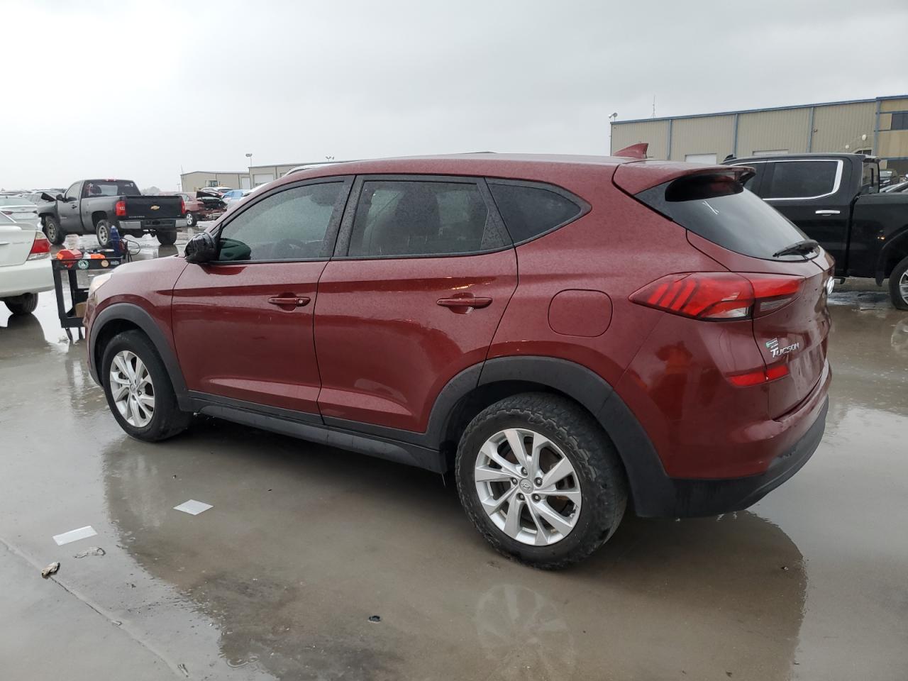 Изображение 2 2019 HYUNDAI TUCSON SE 2019 с VIN KM8J2CA46KU914889