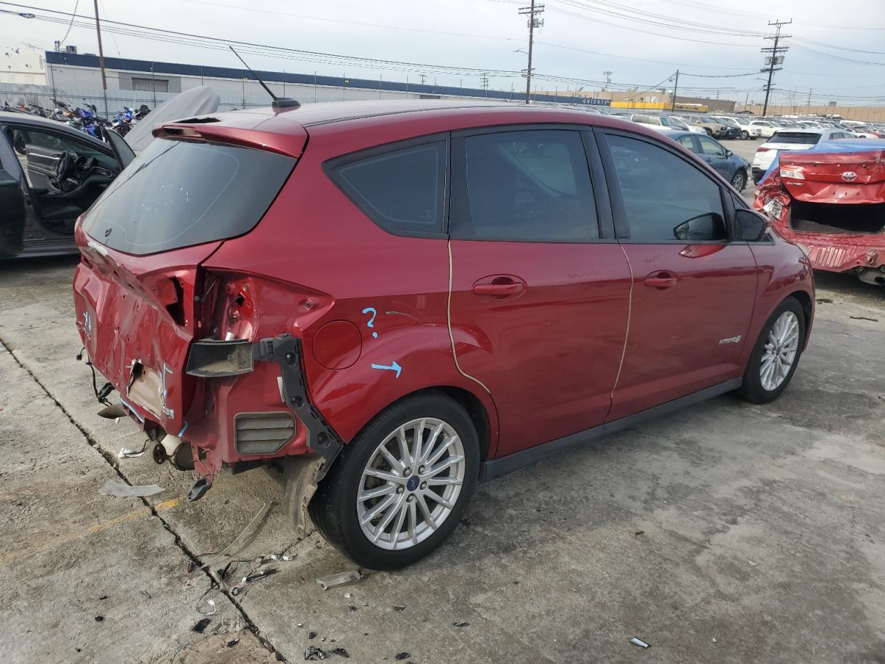 Image 3 of 2013 FORD C-MAX SE 2013 with VIN 1FADP5AU8DL502762