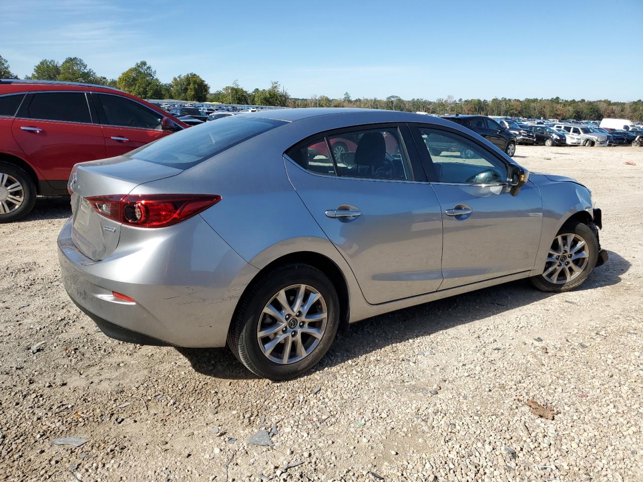 Obraz 3 z 2016 MAZDA 3 SPORT 2016 z VIN JM1BM1U7XG1311188