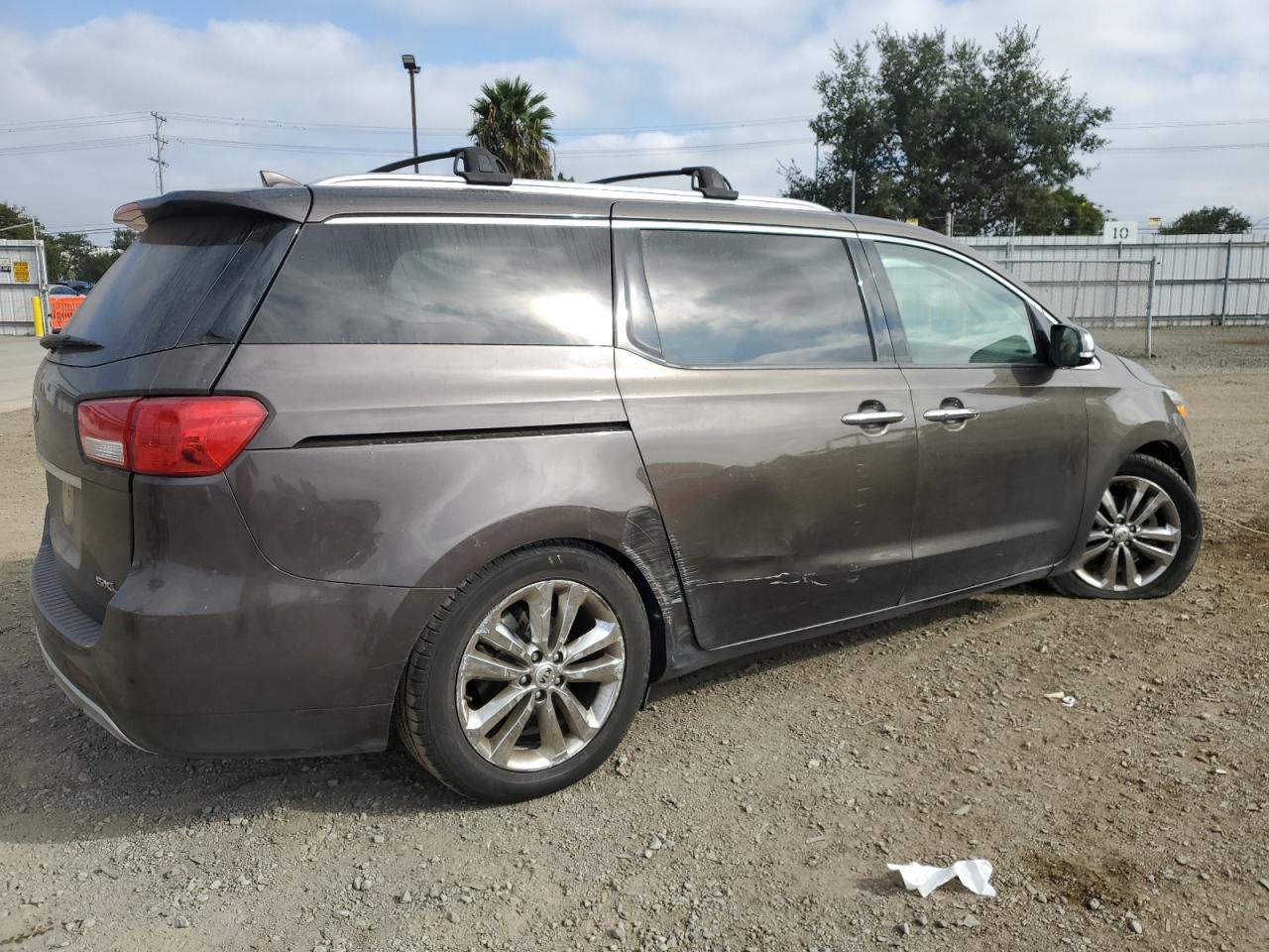 Изображение 3 2016 KIA SEDONA SXL 2016 с VIN KNDME5C11G6183128