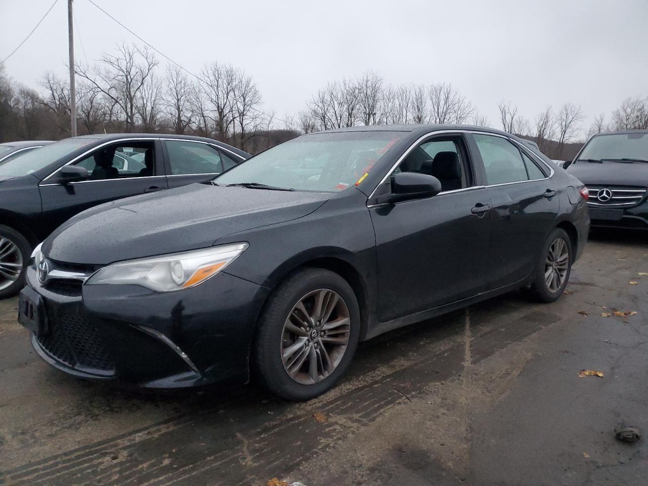 Image 1 of 2016 TOYOTA CAMRY LE 2016 with VIN 4T1BF1FK1GU615449