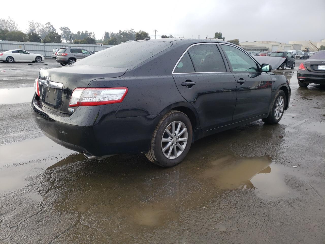 Image 3 of 2011 TOYOTA CAMRY HYBRID 2011 with VIN 4T1BB3EK3BU138931