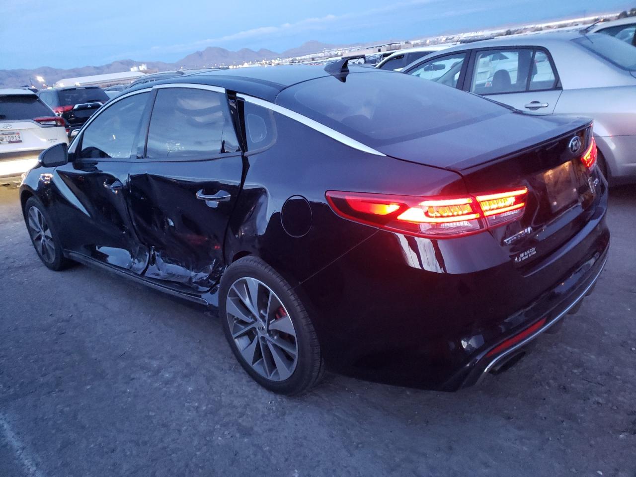 Obraz 2 z 2016 KIA OPTIMA SXL 2016 z VIN 5XXGV4L2XGG035139