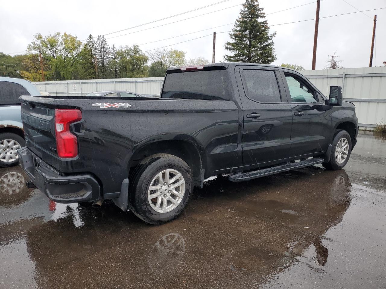 Obraz 3 z 2021 CHEVROLET SILVERADO K1500 RST 2021 z VIN 3GCUYEETXMG115099