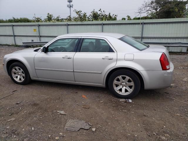 Obraz 2 z 2006 CHRYSLER 300 TOURING 2006 z VIN 2C3KA53G96H332197