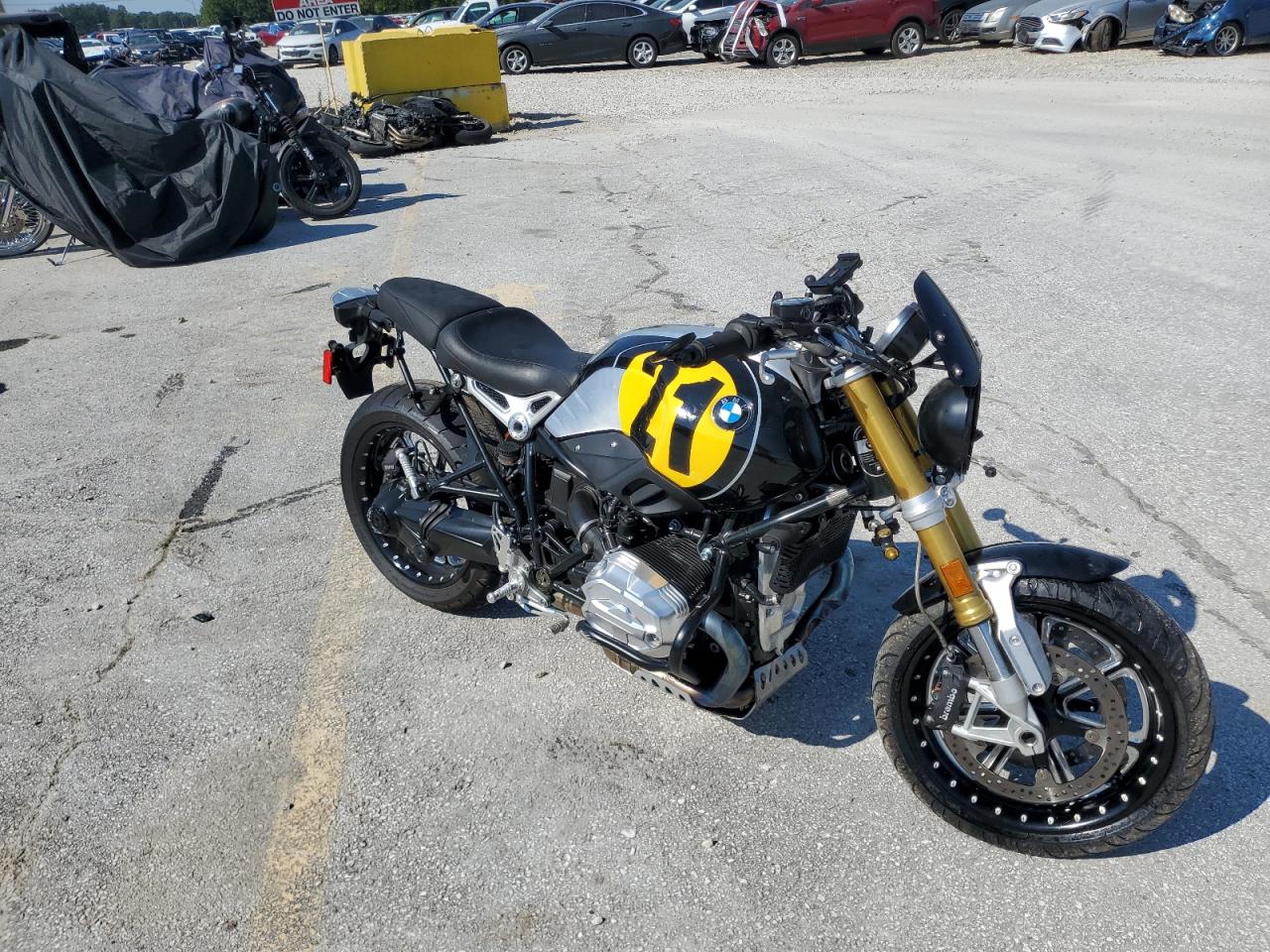 2018 BMW R NINE T  2018 image