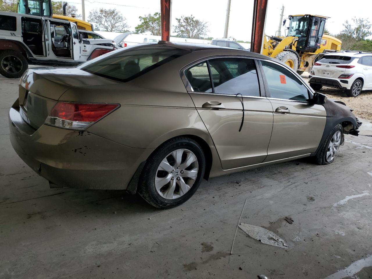 Image 3 of 2010 HONDA ACCORD EXL 2010 with VIN 1HGCP2F80AA000420