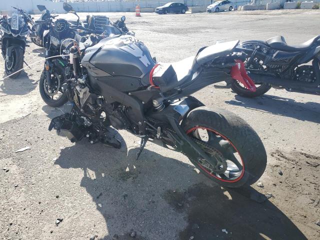 Obraz 3 z 2019 YAMAHA YZFR6  2019 z VIN JYARJ28E0KA005059