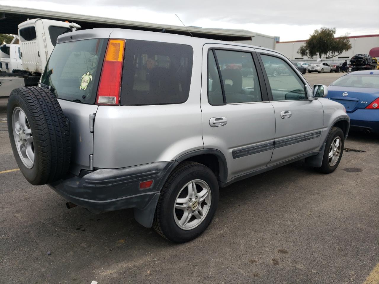 Image 3 of 2001 HONDA CR-V EX 2001 with VIN JHLRD18621S026893