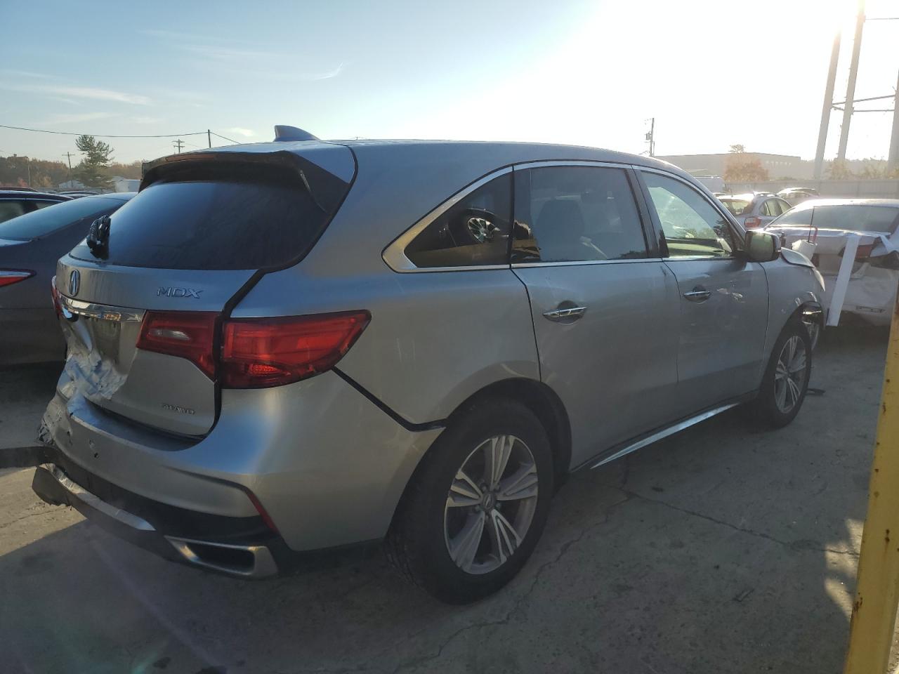 Image 3 of 2020 ACURA MDX  2020 with VIN 5J8YD4H35LL051642