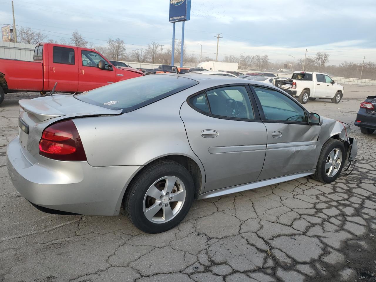 Image 3 of 2007 PONTIAC GRAND PRIX  2007 with VIN 2G2WP552371208602