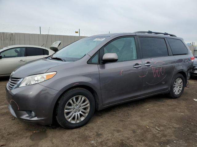 Изображение 2012 TOYOTA SIENNA XLE 2012