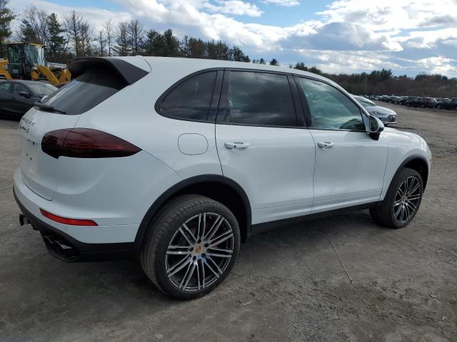 Obraz 3 z 2016 PORSCHE CAYENNE TURBO 2016 z VIN WP1AC2A27GLA88107