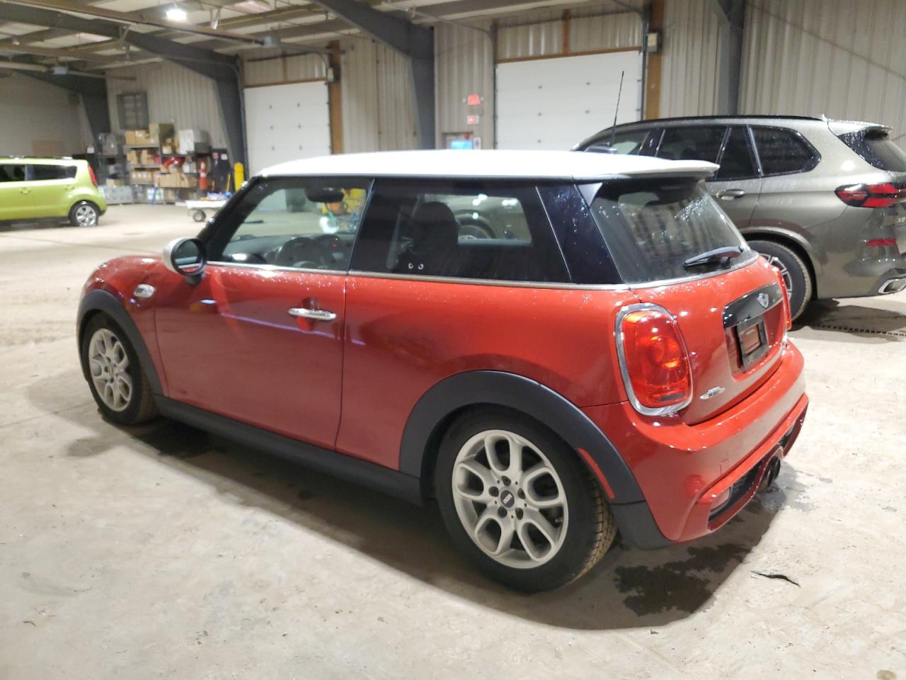 Image 2 of 2016 MINI COOPER S 2016 with VIN WMWXP7C57G2C61103