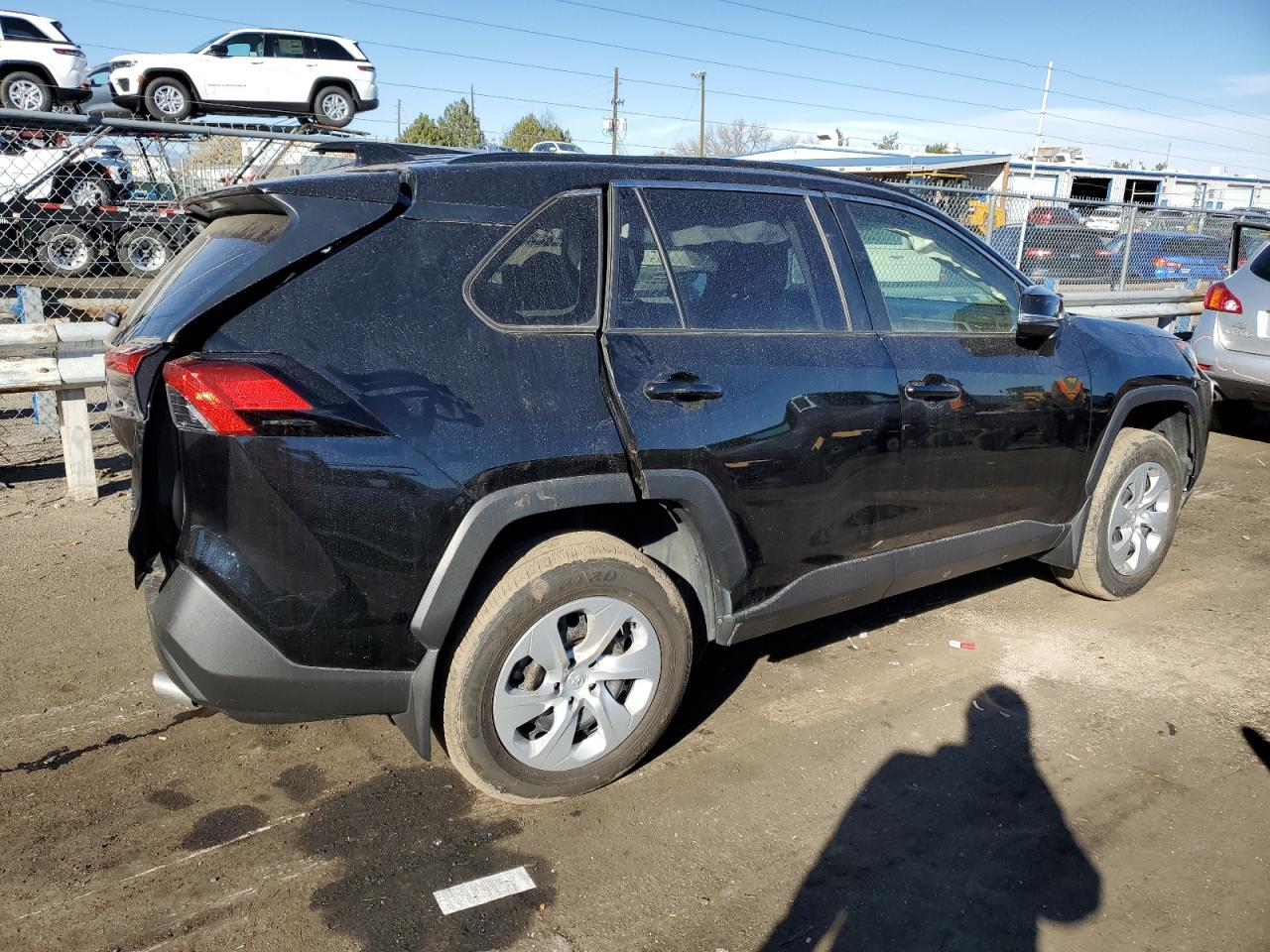 Изображение 3 2020 TOYOTA RAV4 LE 2020 с VIN JTMG1RFV6LD528660