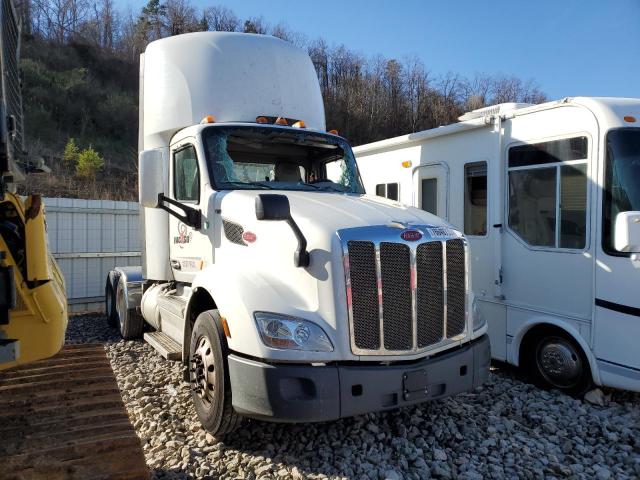 Image 1 of 2019 PETERBILT 579  2019 with VIN 1XPBD49X9KD624555
