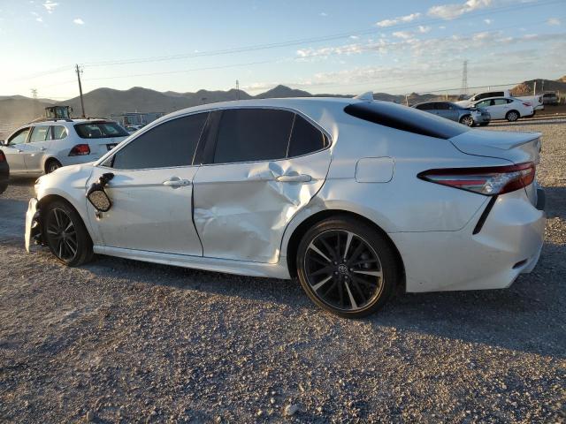 Obraz 2 z 2019 TOYOTA CAMRY XSE 2019 z VIN 4T1B61HK6KU832422