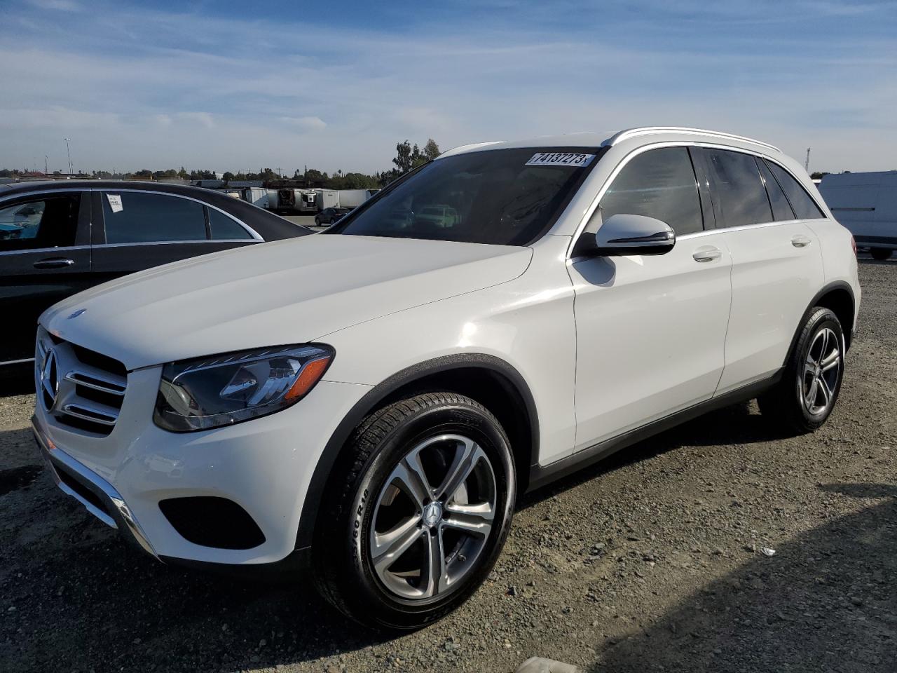 Image 1 of 2016 MERCEDES-BENZ GLC 300 2016 with VIN WDC0G4JB2GF078185