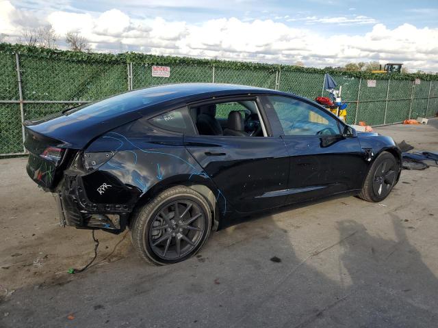 Obraz 3 z 2021 TESLA MODEL 3  2021 z VIN 5YJ3E1EA8MF853453